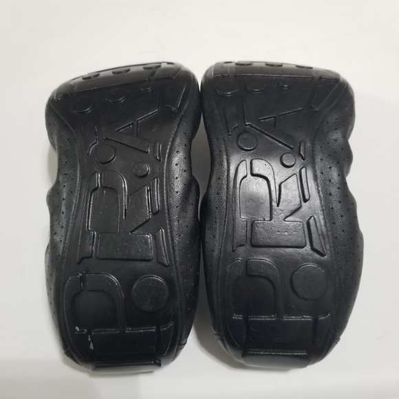 PRADA SIZE 39 BLACK PERFORATED LEATHER BALLET SCRUNCH FLAT - Picture 6 of 8